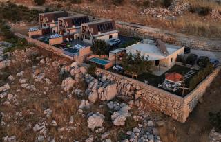 The Skyloft Tarchich - Panoramic Mountain Escapes - 7