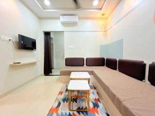 Home Escape Cozy Nook 1BHK Shree Vishala - 4