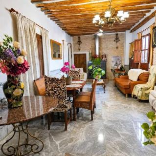 House in Diezma with Fireplace and Terrace - 3