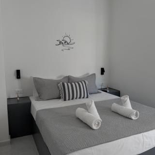 Raeti Fira Residence - 9