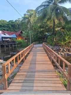 Pak Long Chalet Salang Tioman - 9