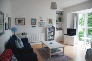 Cheriton View - Close to Beach - Sea Glimpse - 0