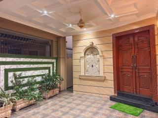 Private 1BR Lower Portion Getaway Near Raya Domen Mall PKLI and Airport - 5