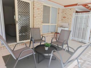 Sunnybank Hills Walkable Retreat - 2