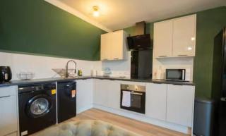 2BR Apartment - Relocation and Contractor - Sleeps 4 - 4