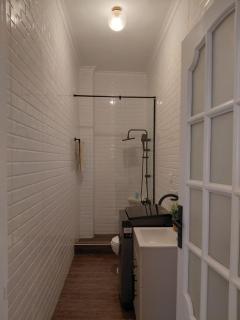 The Warm Hideaway - 8