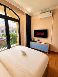 InaVay Retreat, 2 min walk to Beach, Grand World, Phu Quoc - 4