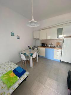 Sunny House - 3