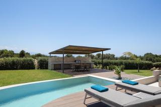 Revi Villa - Elegant Villa with Private Pool - 8