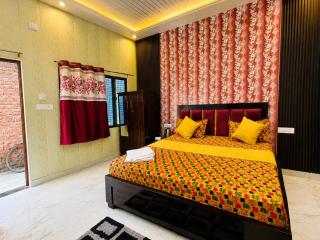 Hotel Vishnu Priya Ayodhya - Ayodhya - 8