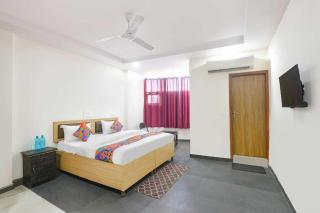 Hotel Shyam Villa - Govindpuri Metro - 9