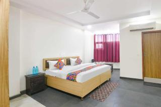 Hotel Shyam Villa - Govindpuri Metro - 7