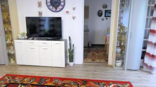 Private Apartment near Leine Center - 4