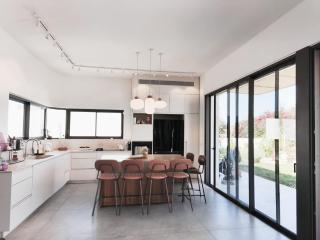 Villa Daniel Luxury Stay & Private Garden - 3