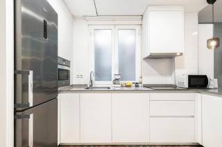 Velazquez Suites Executive 2BR Apartment ALQUILER TEMPORAL - 2