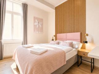 Wiener Stadthalle Boutique Rooms - ideal for couples - 1