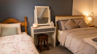 Farm Lodge - 3