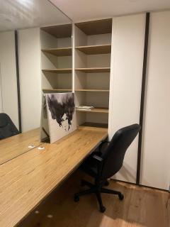 Lovely 1BD condo with free parking city view - 6