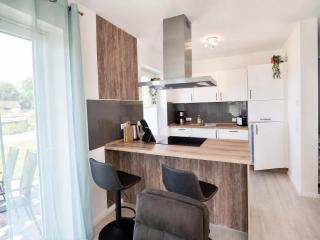 Holiday Home at the see - Sauna - Private Terrace & Grill - 1