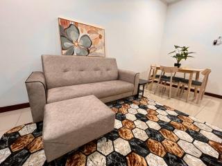 Imperial Boulevard Serviced Apartment Direct Mall Access - 1