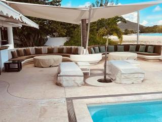 Spectacular house in Antigua - 2