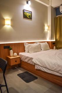 Karuna Court I Luxurious 2 BHK I Fully Equipped I Jalukbari - 9