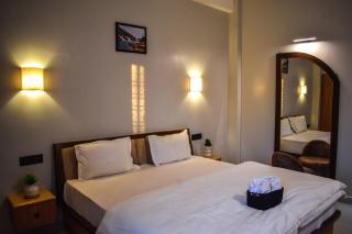 Karuna Court I Luxurious 2 BHK I Fully Equipped I Jalukbari - 2