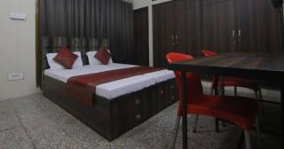 Sadhu Guest house - 8