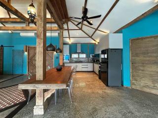 Villa Harimau-Original Joglo style 3B with pool - 9