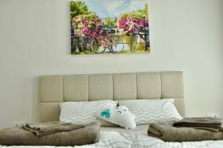 Elegant 2BR in City Center - 4