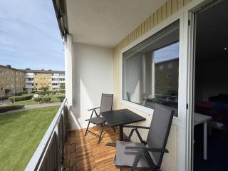 2BR Worker & family Apartment Near Volvo Tv In Each Room - 9