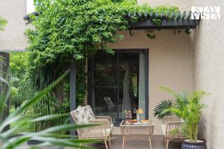 StayVista at The Seven Acres with BBQ, Pool & Jacuzzi - 5