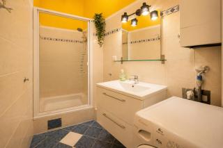 Stylish Vienna Apartment near U4 Metro & Naschmarkt - 3