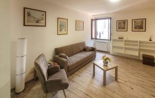 2 Bedroom Gorgeous Apartment In Carro - 8