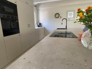 Ironman accommodation - Modern family villa in Berga - 5