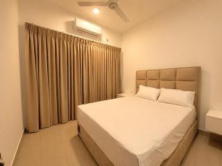 Blue Sapphire Luxury 3 BR apt- Santorini - 2