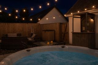 Acorn Cottage - 9