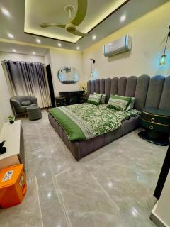 Two Bed Luxury Apartment In DHA 8 Near Airport - 7