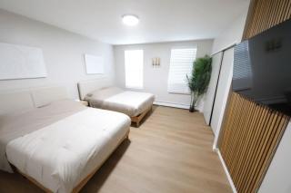 NomadiQ - Walk to Airport, 5 min to Downtown 01 - 5
