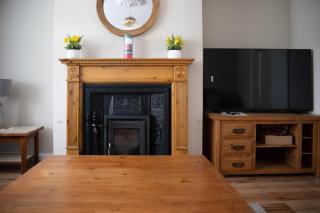 Bright & Spacious 3-Bed in Oranmore 15 mins from Galway City - 5