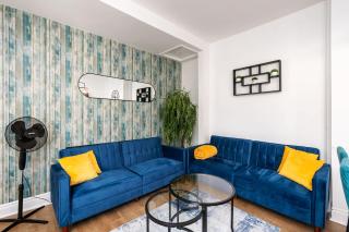 1 Bedroom Apartment with Free Parking in Swallownest, Sheffield - 0