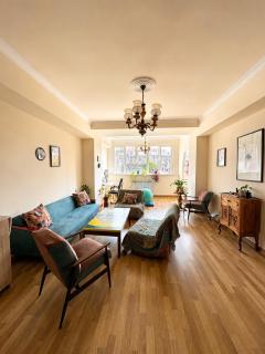 Sunny City Retreat - 3