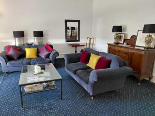 House Sleeps 12 with Parking - 5