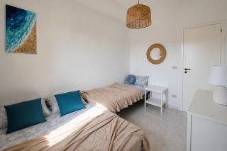 La Dolce Vita Apartments - Beachfront - 1