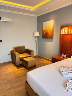 2RN SOLOMON Hotel and Spa - 4