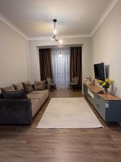 Modern Seven Hills Apartment with Mountain View - 7