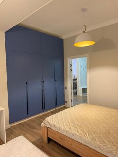 Modern Seven Hills Apartment with Mountain View - 2