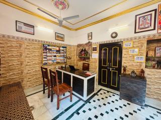 Hotel Renuka - 9