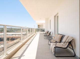 The Essential Suite V - Modern accomodation with Private Parking - 7