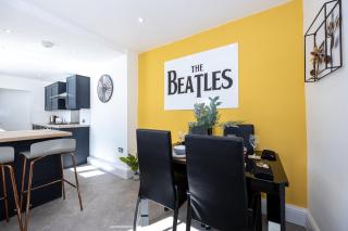 Earp House - Allerton Liverpool Stay - Sleeps 7 - 8